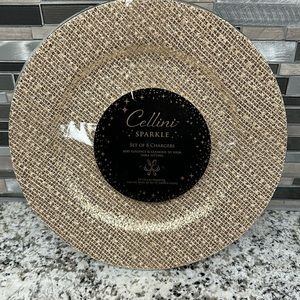 Cellini Light gold charger set